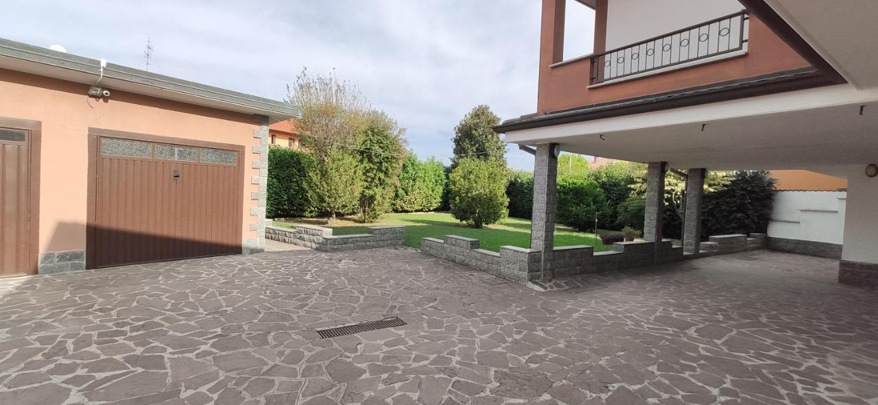 Villa Gaudi Cornegliano Laudense 外观 照片
